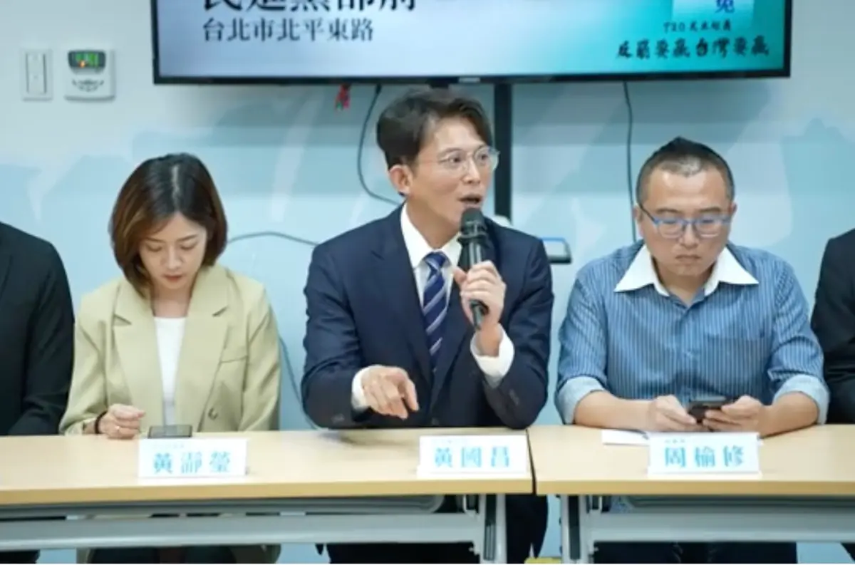 ▲綠委許智傑為青鳥重返立院活動讚聲，遭民眾黨主席黃國昌開酸：「還有臉講話？」（圖／民眾黨提供，2025.07.09）