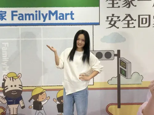 ▲徐佳瑩很開心兩個孩子會唱她的名曲〈身騎白馬〉，不過要她創作兒歌，她覺得沒那麼容易。（圖／記者蘇詠智攝）