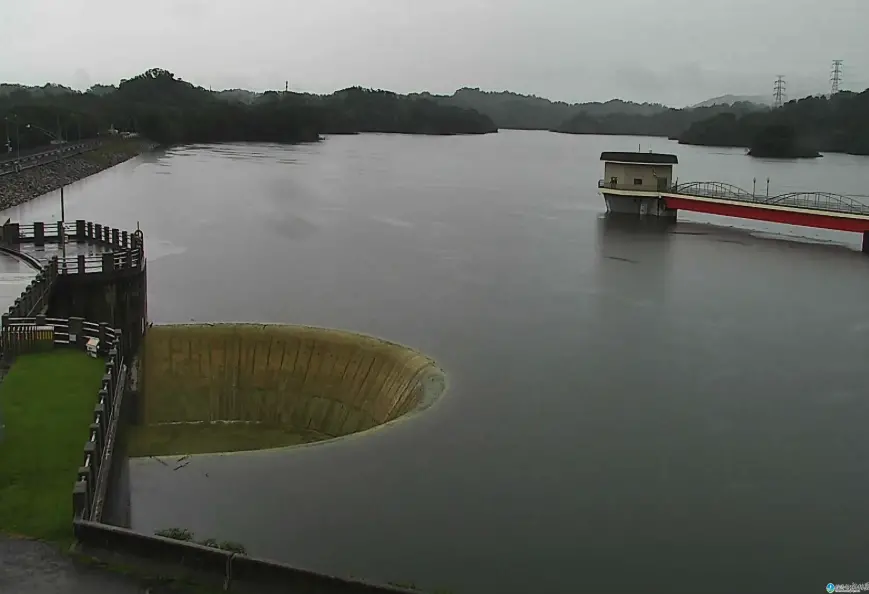 ▲颱風丹娜絲離開後，帶來龐大水氣，讓新竹寶山第二水庫7月9日累積降雨量61.6mm，蓄水量達到100％！（圖／水利署）