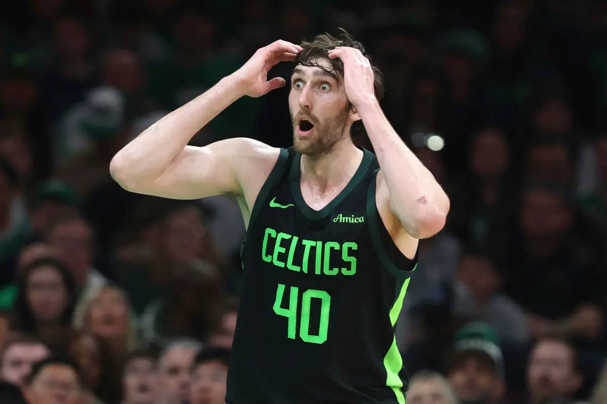 ▲聖安東尼奧馬刺今年夏天以4年4100萬美金（約12億台幣）補進的新中鋒Luke Kornet，近期他也宣布將在新球季改穿7號球衣，背後原因讓人會心一笑。（圖／美聯社／達志影像）