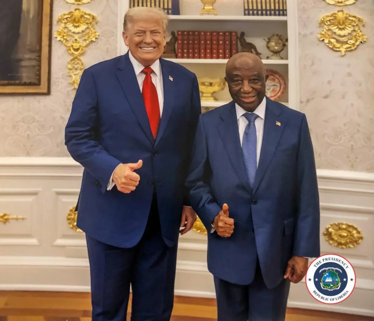 ▲川普9日在白宮接待5位非洲國家領導人，包括賴比瑞亞總統博阿凱（右），卻疑似鬧出笑話。（圖／翻攝自博阿凱臉書）