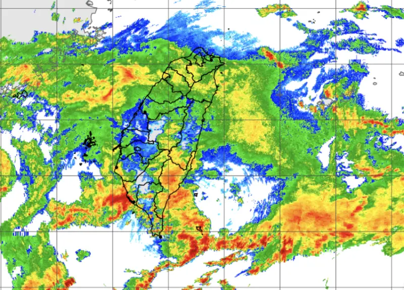 屏東、台東雨量已破750毫米！最新「定量降水圖」曝：雨再下一天