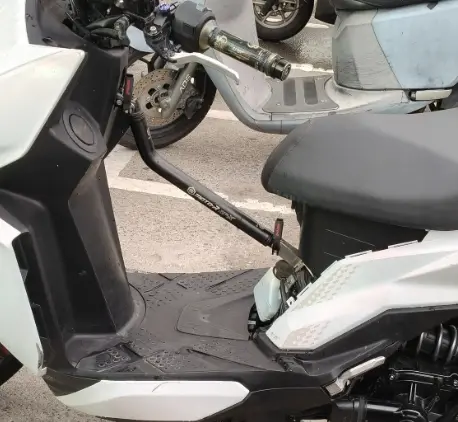 機車「裝一根棍子」要幹嘛？車行公布用途：超浪費錢、一堆人誤會