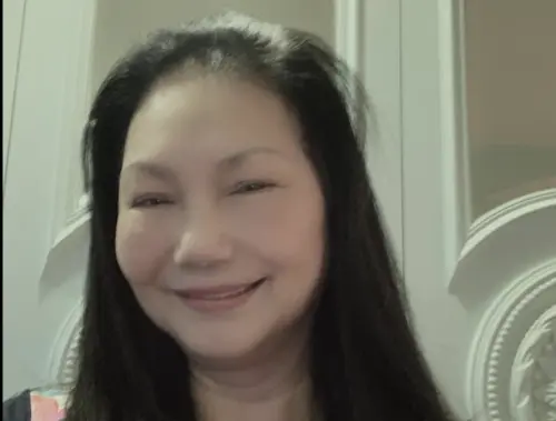 ▲S媽過往在社群網站上發布的照片都是笑口常開,可是在面臨喪女之痛後,發文內容都是哀傷、難過,令網友都不禁心情沉重。(圖/摘自黃春梅FB) ▲S媽過往在社群網站上發布的照片都是笑口常開,可是在面臨喪女之痛後,發文內容都是哀傷、難過,令網友都不禁心情沉重。(圖/摘自黃春梅FB)