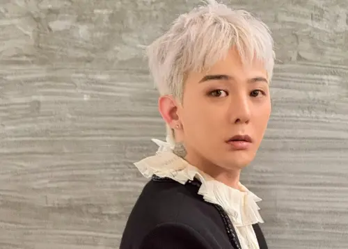 ▲GD台北開唱前周邊被搶爆！清晨5點大排長龍　粉絲：不是不能夜排。（圖／8lo8lo8lowme IG）