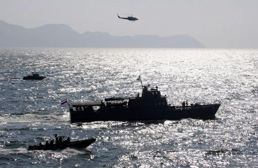 ▲東南亞海域海盜橫行。圖為日、馬、泰反海盜演習。（圖／美聯社／達志影像）