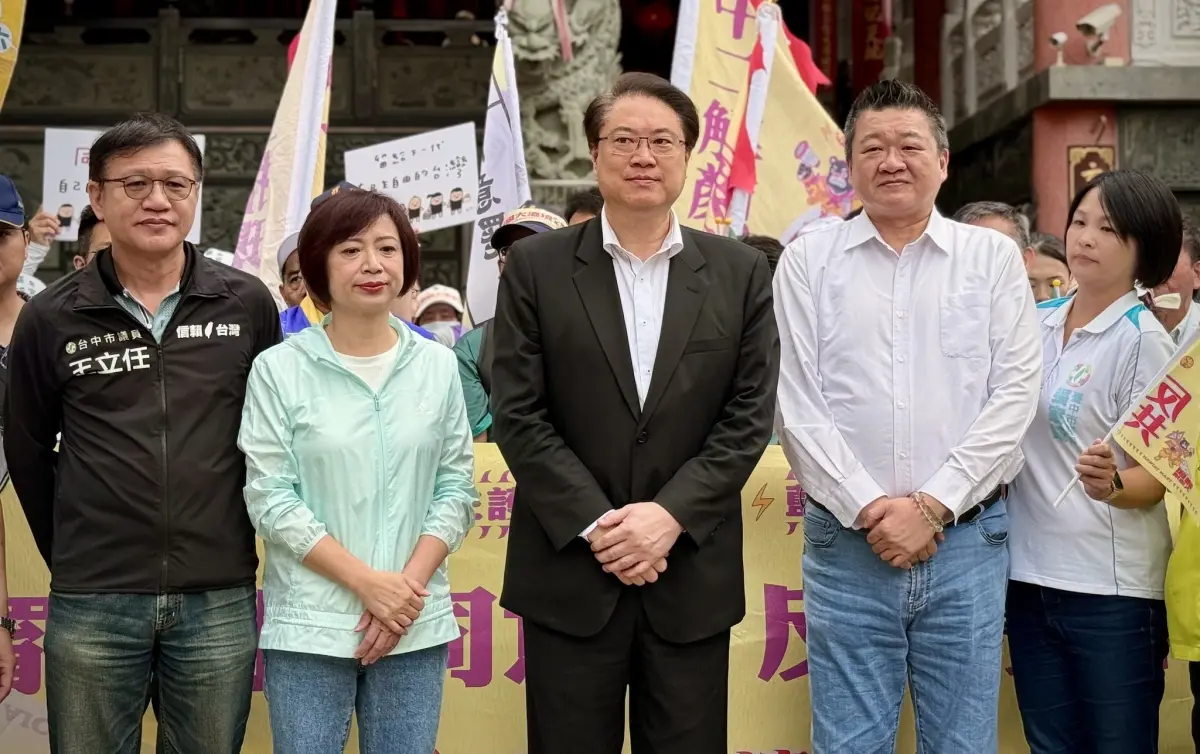 ▲林右昌今天到台中烏日玉闕朝仁宮，參與公民團體護國繞境活動重新啟動儀式。（圖／台中市議員王立任提供，2025.07.11）