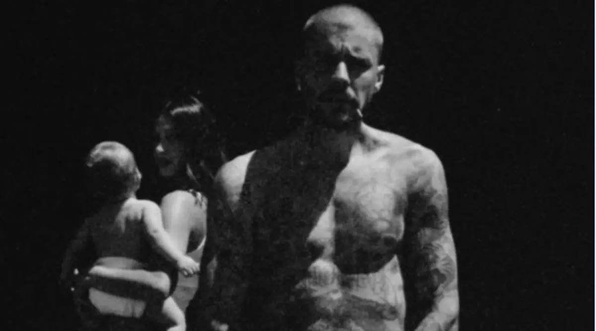 ▲小賈斯汀（Justin Bieber）今（11）日無預警發行第7張專輯《SWAG》，除了20首曲目一次曝光之外，主視覺概念也有愛妻海莉（Hailey Bieber）和兒子傑克（Jack Blues） 現身，讓歌迷又驚又喜。（圖／翻攝自lilbieberIG）