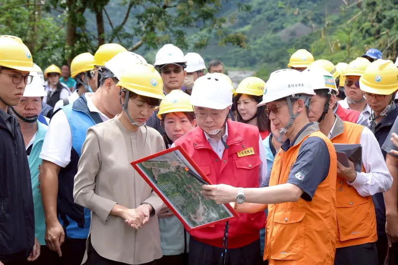 卓榮泰視察南投土石流災情　籲藍委支持國家千億治水預算