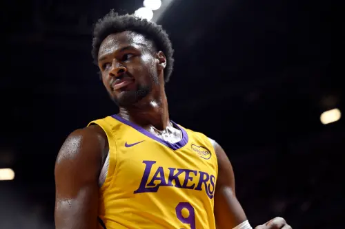 NBA／Bronny熱身賽打超爛！「水貨」狀元開轟：連高中生都不如！
