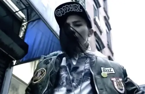 ▲GD的海帶瀏海掀起一陣模仿潮流。（圖／翻攝自BIGBANG YouTube）