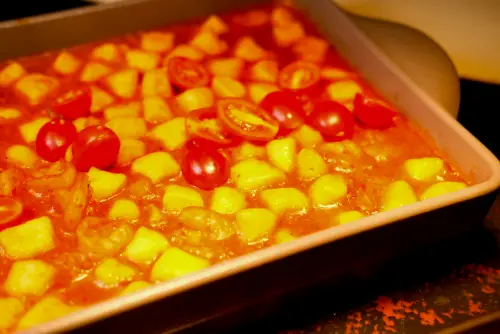 ▲番茄鮮蝦麵疙瘩（Gnocchi）裡的麵疙瘩是很道地的做法，柔軟好嚼。（圖／記者葉盛耀攝）