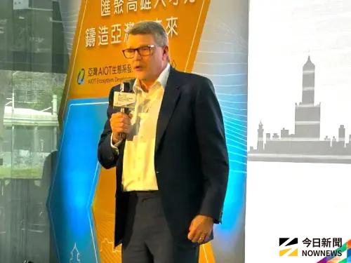 ▲思科資深副總裁及全球創新長Guy Diedrich致詞。(圖／記者黃守作攝，2025.07.11)