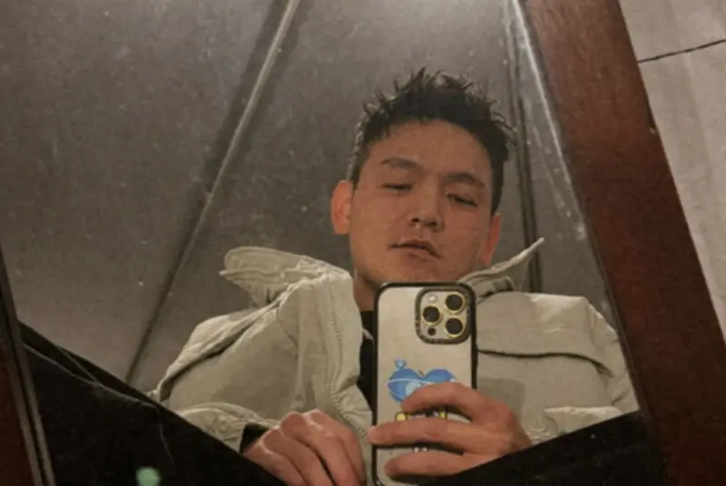 ▲春風（如圖）買票朝聖GD權志龍在台北小巨蛋的演唱會，看完之後最佩服他躺在舞台上5分鐘不講話，還能有掌聲，若玖壹壹這樣可能就被揍。（圖／翻攝自春風IG）