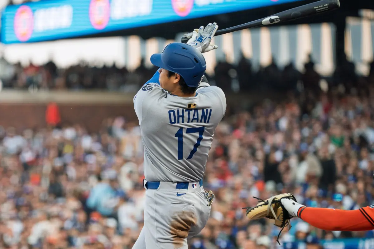 ▲大谷翔平本季第32轟飛進麥考維灣，締造生涯首支「浪花轟」，也成為甲骨文球場史上第171次、日本球員首度達成的紀錄。（圖／路透／達志影像）