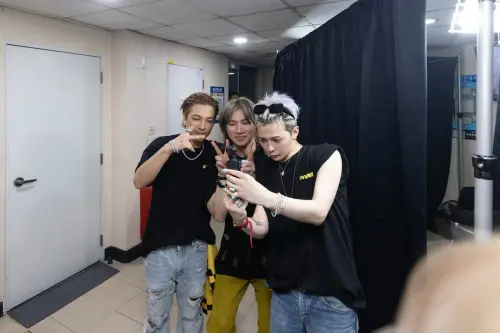 ▲GD（右）出道多年紀錄超狂！帶BIGBANG勇闖告示牌、還曾進金氏世界紀錄。（圖／大聲IG）