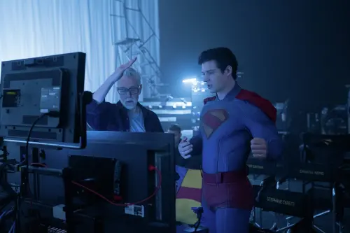 ▲以《星際異攻隊》寫下好口碑的導演詹姆斯岡恩（James GUNN）操刀新版《超人》。（圖／台灣華納提供）