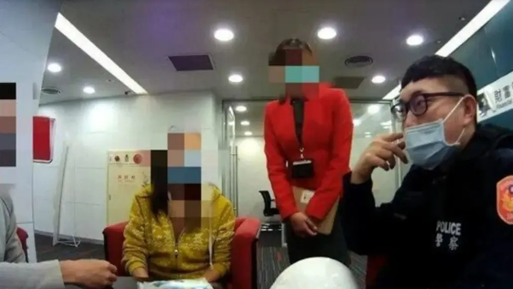 ▲台北市中山警分局員警蔡汶融執勤時出車禍，因頭部受重創傷勢嚴重，開刀後仍昏迷不醒。（圖／翻攝臉書中山分局波麗士）