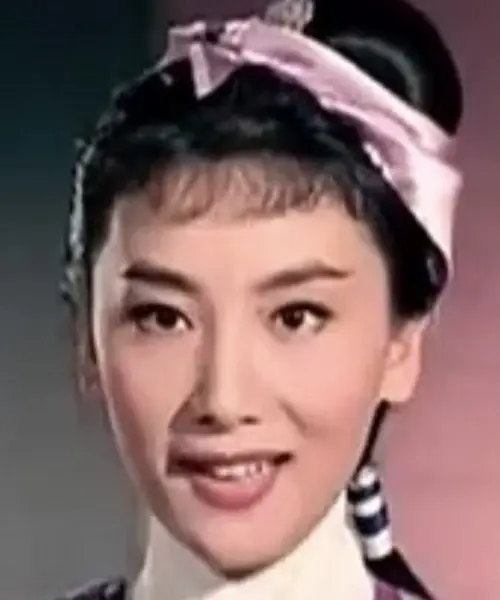 ▲金庸小說中的古代美女，被傳都是根據夏夢作為藍本來描繪，夏夢自己也拍過不少古裝影片。（圖／摘自HKMDB）