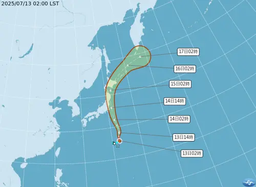 百合颱風於13日清晨生成,中央氣象署表示百合颱風將向北前進;氣象專家吳德榮分析百合颱風對台無威脅,但「熱帶系統」正在醞釀當中,根據最新各國模式模擬動向,對台灣「不可小覷」。(圖/中央氣象署) ▲百合颱風於13日清晨生成,中央氣象署表示百合颱風將向北前進;氣象專家吳德榮分析百合颱風對台無威脅,但「熱帶系統」正在醞釀當中,根據最新各國模式模擬動向,對台灣「不可小覷」。(圖/中央氣象署)