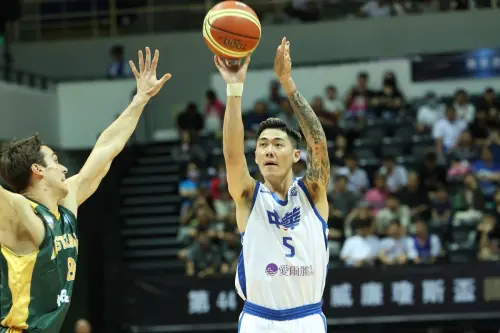 瓊斯盃／中華藍90：56大勝澳洲！中華白擊敗大馬　台灣兩隊皆開胡
