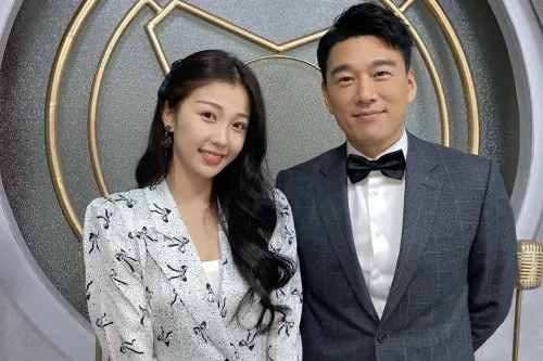 王耀慶曾在陸劇《下一站是幸福》中飾演女星虞書欣的舅舅。(圖/下一站是幸福微博) ▲王耀慶曾在陸劇《下一站是幸福》中飾演女星虞書欣的舅舅。(圖/下一站是幸福微博)