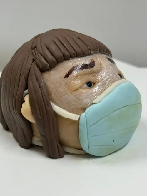 ▲泰國有名的造型蛋糕咖啡廳VETMON Cafe製作出南京紅姐蛋糕。（圖／翻攝自臉書）