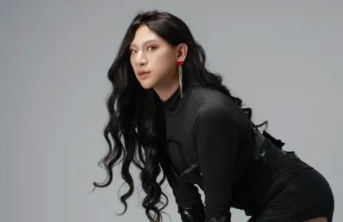 嘻小瓜仿妝「南京紅姐」挨轟！遭嗆貶損LGBT　他傻眼：別情緒勒索
