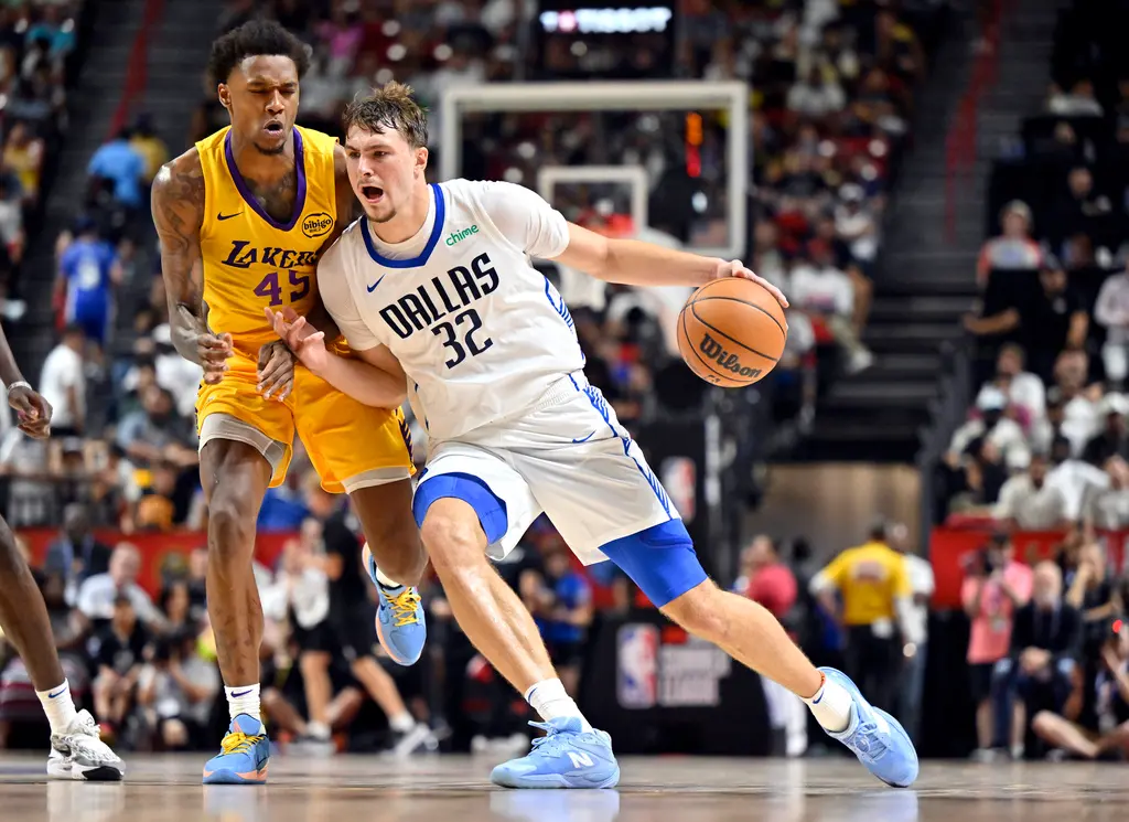 ▲根據記者Marc Stein消息指出，NBA達拉斯獨行俠狀元Cooper Flagg在打了2場夏季聯賽後，將提前關機，不會出戰獨行俠剩餘夏季聯賽。（圖／美聯社／達志影像）