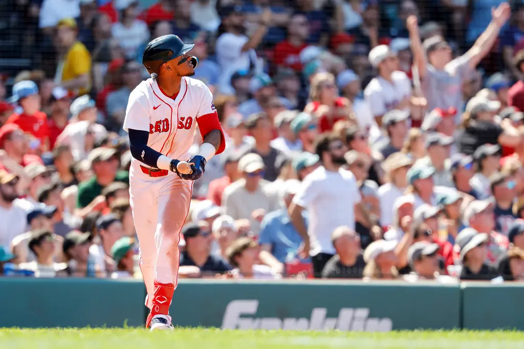 MLB／紅襪4：1光芒！ Rafaela關鍵2分砲 率隊豪取10連勝