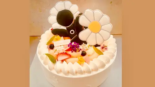 獨／GD衝金豬食堂！法朋特製「小雛菊蛋糕、愛貓Zoa餅乾」慶功照
