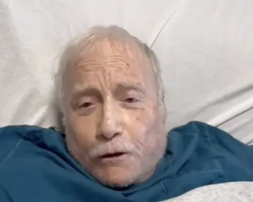 77歲大咖影帝病容讓粉絲憂心！染病毒性支氣管炎「身體很痛苦」　
