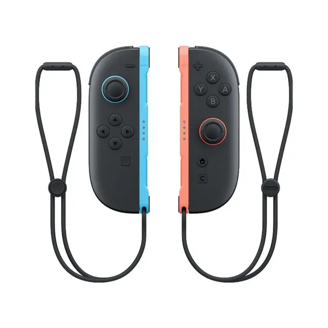 ▲支援多人同樂的Joy-con2 控制器也在momo站上熱銷，十分搶手。（圖╱momo提供）