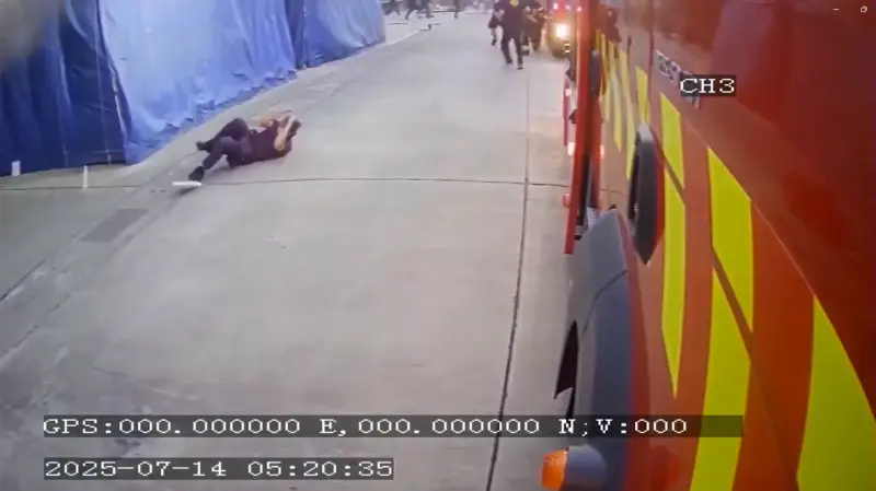 三元能源爆炸瞬間曝光！先竄濃煙再狂噴火　女警急逃撲地