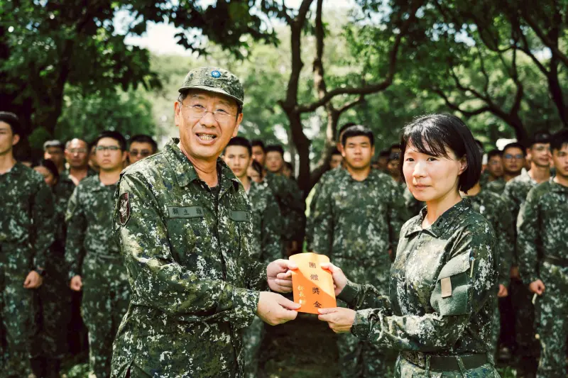 顧立雄慰勉國軍適切支援災區　「是人民最堅實的後盾」