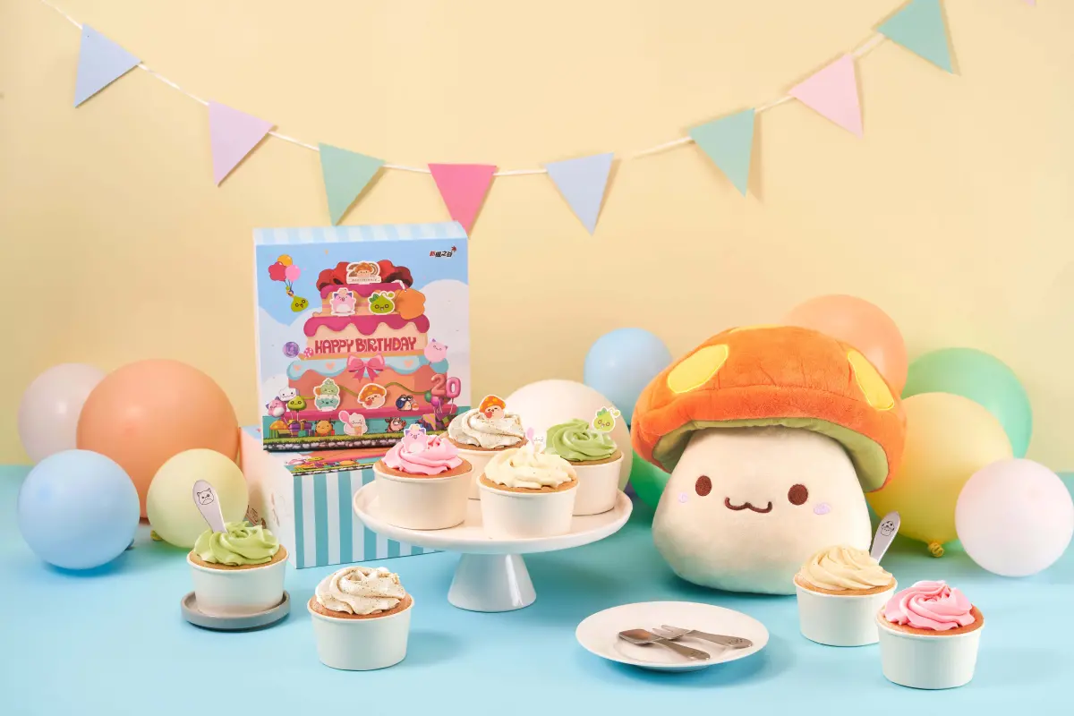 ▲《新楓之谷》20週年聯名紅葉蛋糕，開啟派對「楓」味時光！（圖／遊戲橘子提供）