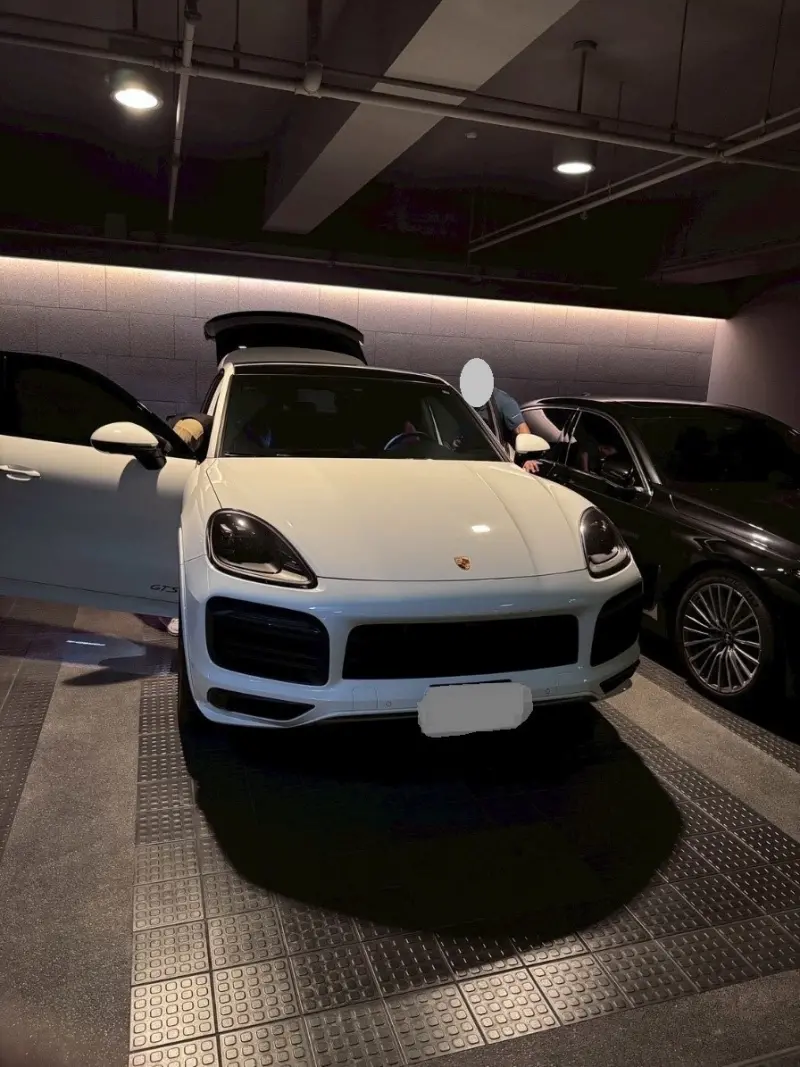 ▲誆擁2輛法拉利Ferrari FXX-K Evo　詐美國買家近3億元（圖/記者鄧力軍翻攝）