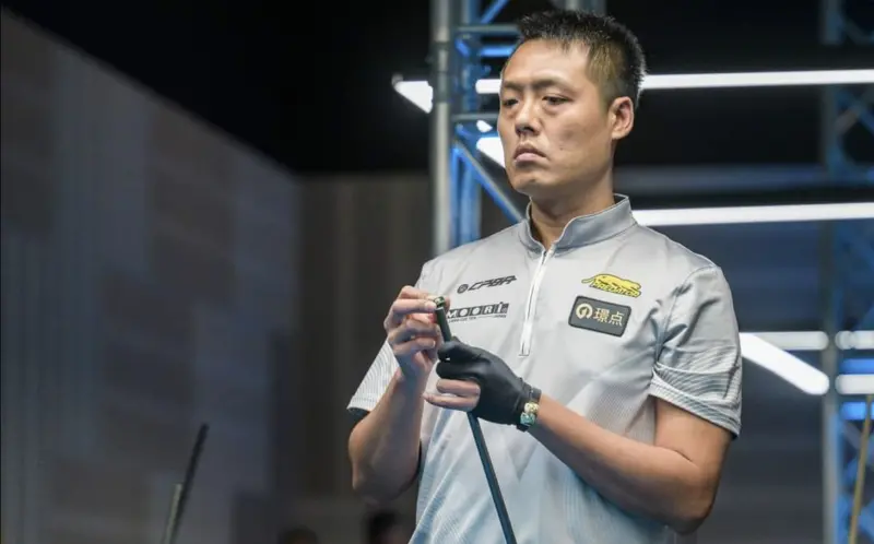 ▲張榮麟今日因「心肌梗塞」過世，享年40歲。回顧他個人巔峰戰役，絕對是全盛時期的2012年，該年他在世界8號球錦標賽冠軍擊敗眾多世界頂尖好手，奪下個人首座世界冠軍，同年榮登世界排名第一，並獲頒「世界年度最佳球員獎」。（圖／取自張榮麟臉書）