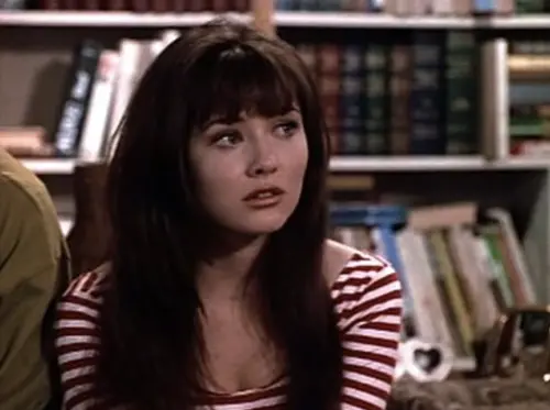 ▲香儂道荷蒂雖因《飛越比佛利》大紅，卻傳出恃寵而驕，在第4季末角色就被安排離開，她也未再回歸。（圖／摘自IMDb）