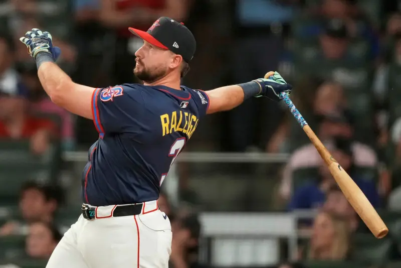 MLB／捕手砲勞雷狂炸46轟！「傳奇紀錄」只差一步　緊咬美西龍頭