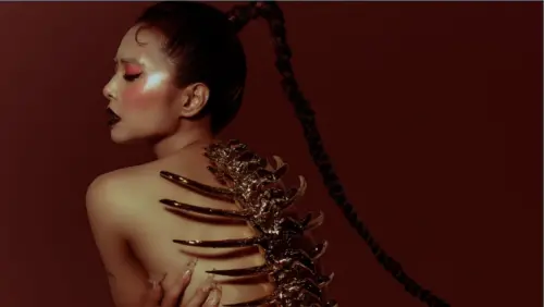 蔡依林全裸不藏了！專輯7／25一次聽完　預購雙版本「這1天快搶」
