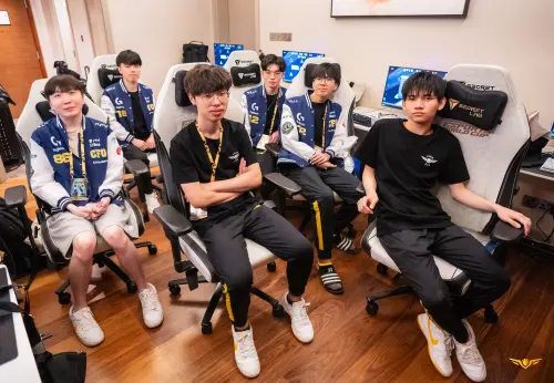 CFO選手已經抵達沙烏地阿拉伯首都利雅德備戰，將在明（16）日出戰電競世界盃 EWC。（圖／CFO臉書）