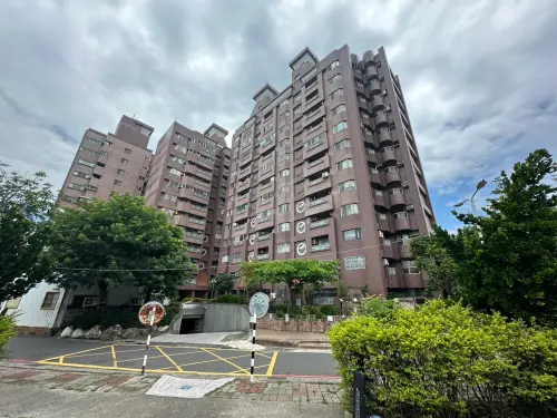 台股衝4萬點！房市仍冷靜？專家揭回溫關鍵：1縣市交易增2成最猛