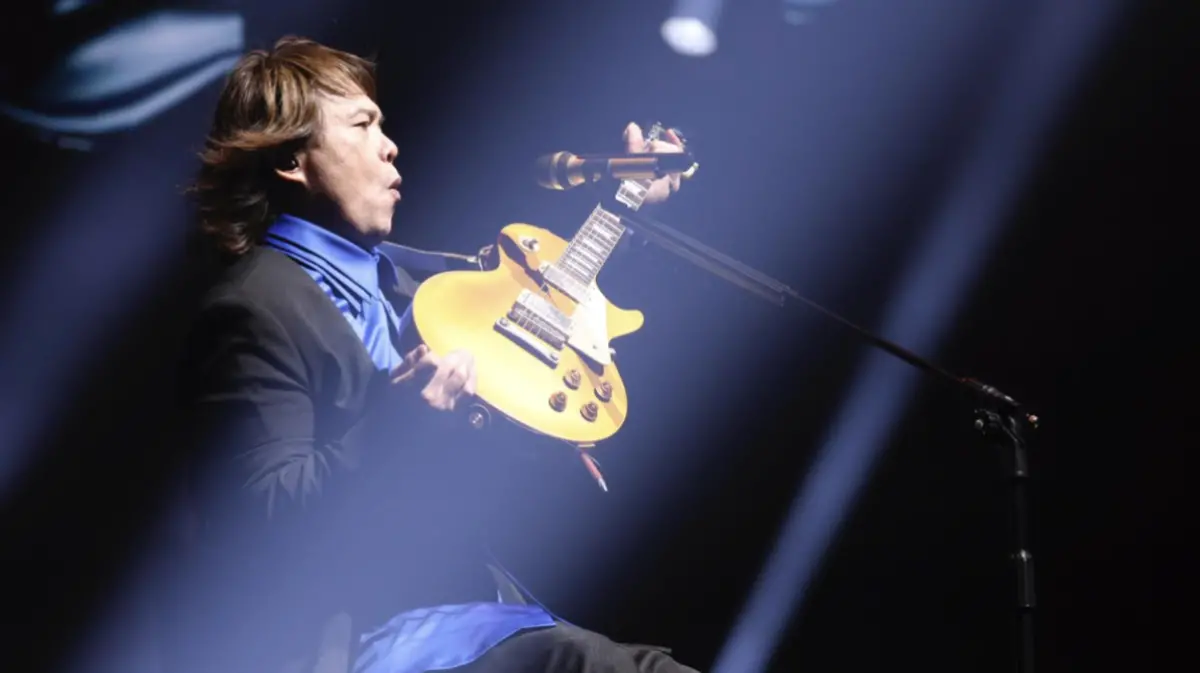 ▲伍佰（如圖）將於11月22、23日登上高雄巨蛋，舉辦《伍佰 & China Blue Rock Star2世界巡迴演唱會》，8月2日中午12點於拓元售票全面開放，而前1日中午12點，國泰世華CUBE信用卡卡友可以優先購，《NOWNEWS今日新聞》整理出該場次資訊、票價、座位圖懶人包，帶您一塊來看看！（圖／開麗娛樂提供）