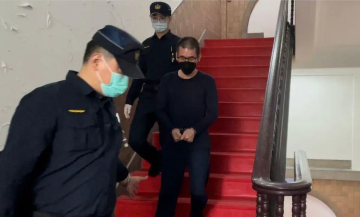 ▲死囚黃春棋（右）出庭。（圖／NOWNEWS資料照）