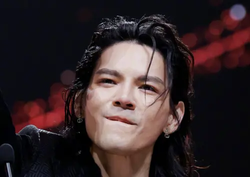 向華強為捧兒子向佐虧好幾億！認了：是最大的敗筆　上天給的教訓
