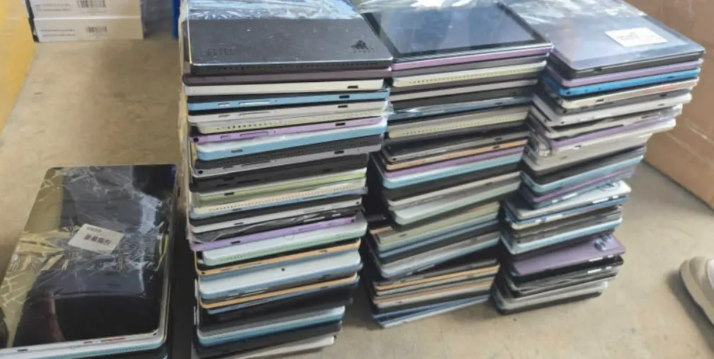 ▲購物平台買便宜高規平板電腦要當心！刑事局月前接獲檢舉，有民眾從蝦皮購買白牌平板，發現規格疑遭竄改。（圖／翻攝畫面）