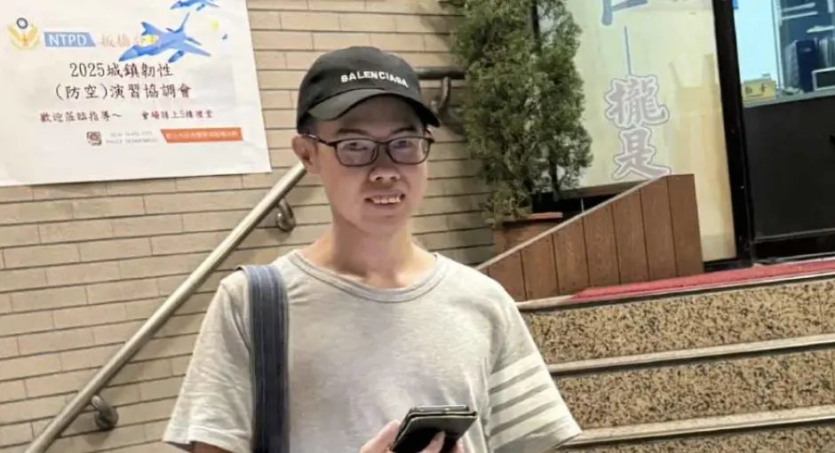 ▲網紅鄧佳華爆出已經在10日入獄服刑，其原因是偷拍案被判6個月徒刑、得易科罰金18萬元卻繳不出罰金入獄，和他過往爽曬6萬月薪的模樣形成強烈對比。（圖／IG dengjiahua0604）