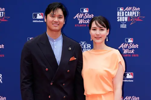 ▲來自洛杉磯道奇的日本二刀流球星大谷翔平與妻子田中真美子。（圖／美聯社／達志影像）