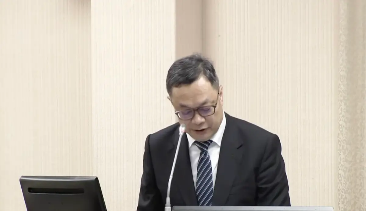 ▲外交部次長陳明祺赴立院外交及國防委員會針對台美關稅狀況進行報告。（圖／國會頻道，2025.07.16）
